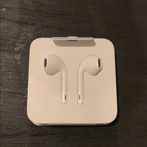 Brand New Apple Ear Buds